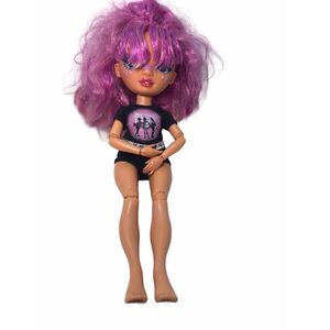 Restyled‎ Rainbow High Lila Yamamoto 2022 Fashion Doll purple hair series 4